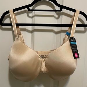 Bali intimates smoothing satin nude bra, 36DDD, new with tags